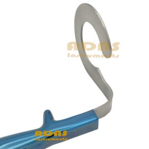 Patented C Circular Retractor for superior cavity visualization.