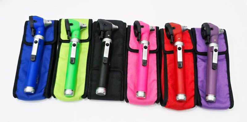 Mini plastic body fiber optic otoscope with color full pouch and 10 plastic cannula and pouch